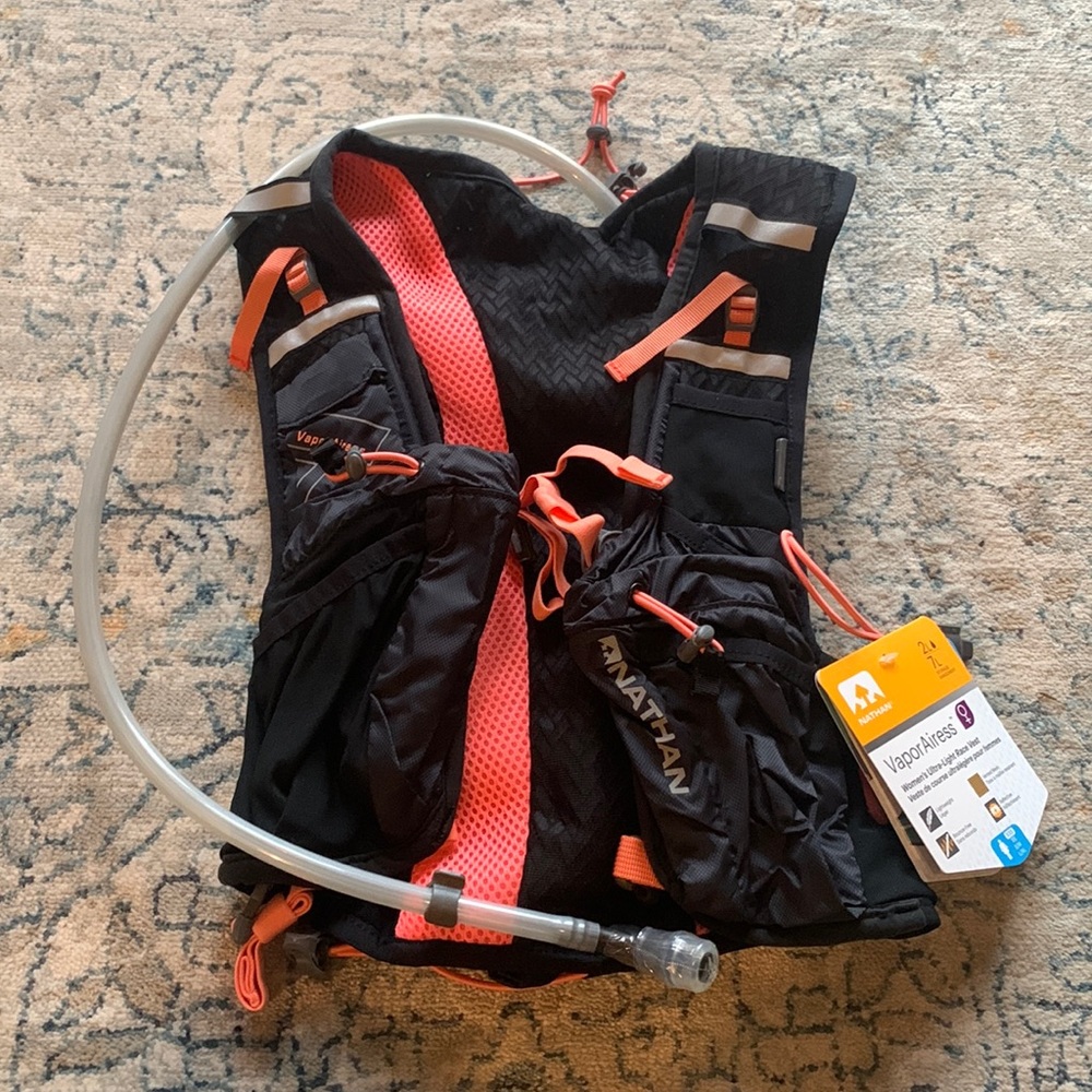 Nathan Vapor Airess Running/Hiking Vest